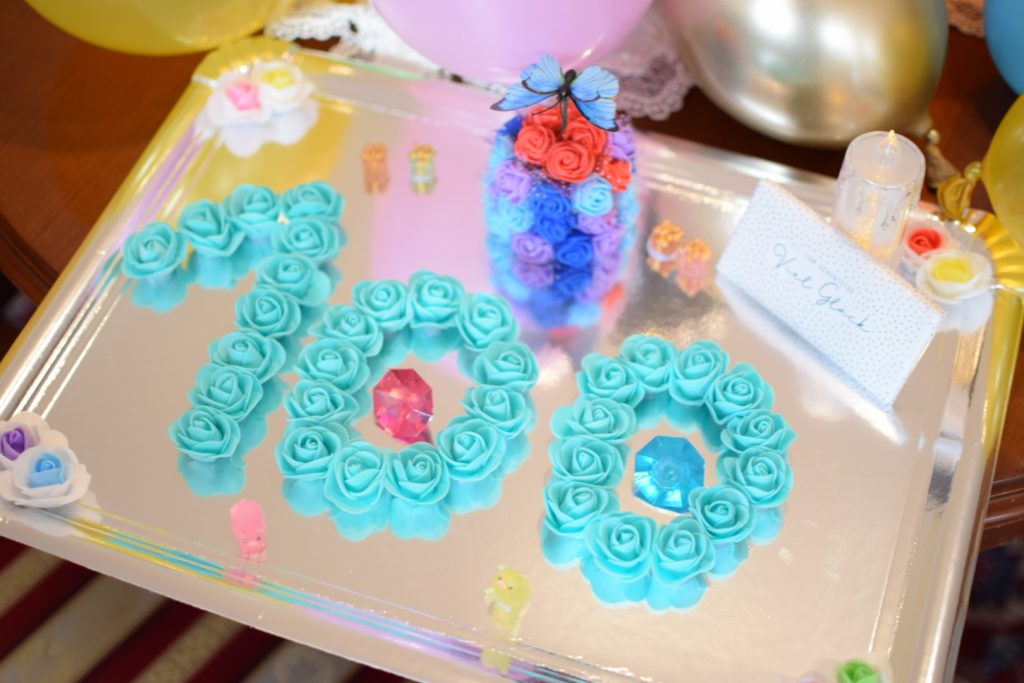 Mit Liebe zum Detail: Überall im Haus fanden sich kreative Dekorationen zum Jubiläum.